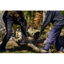 Nordic Pocket Saw X-Long zu zweit im Einsatz