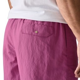 Rückansicht Patagonia Baggies Shorts Faded Magenta mit Gesäßtasche