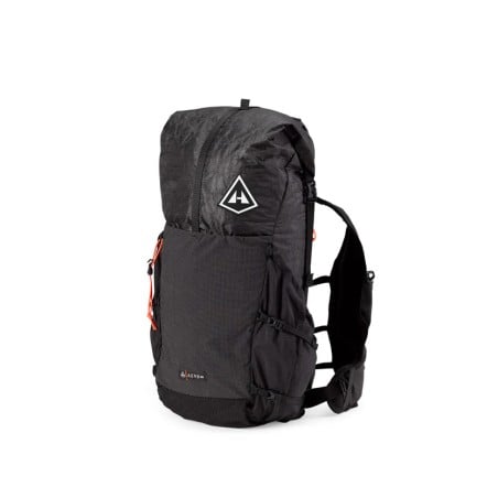 Hyperlite Mountain Gear Aero 28 Black Frontansicht