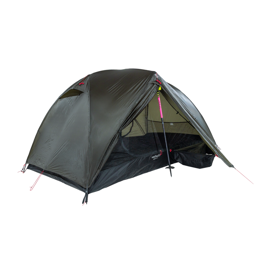 Wechsel Aeron 2 Ultraleichtzelt beispielhaft mit Trekkingstock und separat erhältlicher Wanne für Apsis