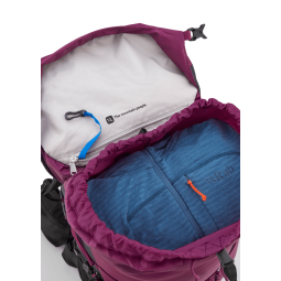 Blick unter das Deckelfach am Rückseite Rab Airox ND34L Wanderrucksack Damen Mulberry Black
