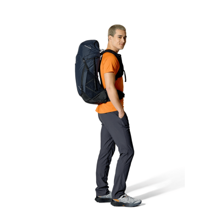 Rab Airox 36L Wanderrucksack am Rücken getragen