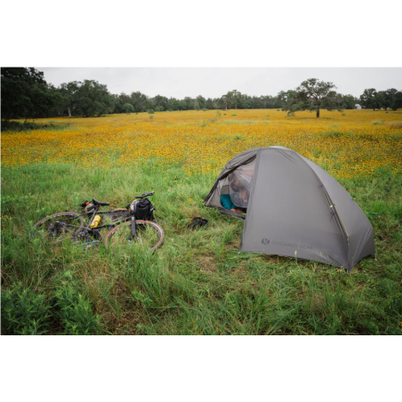 Gossamer Gear The Free Ultraleichtzelt im Bikepacking Einsatz