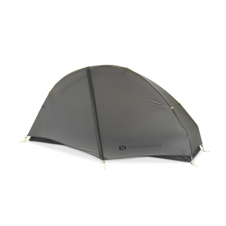 Gossamer Gear The Free Ultraleichtzelt komplett geschlossen Ansicht mit Eingang