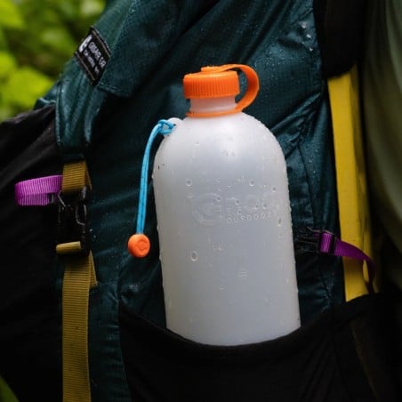 Cnoc Thru Bottle Trinkflasche mit ultraleichtem Eigengewicht