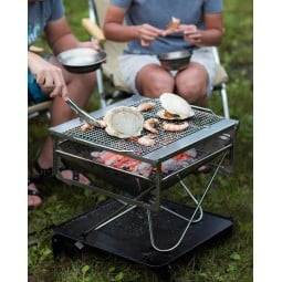 Snow Peak Snow Peak Takibi Fire & Grill Set Pack & Carry Fireplace Kit Größe L im Einsatz
