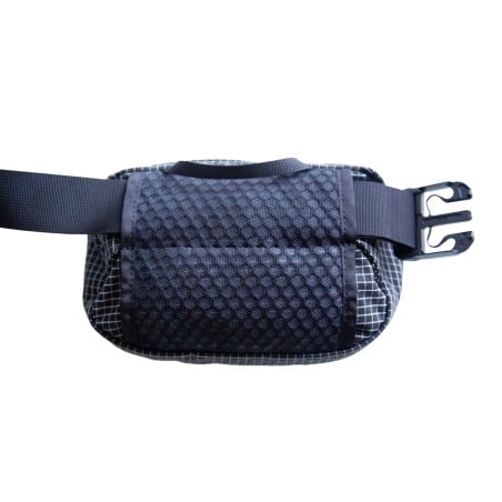 Symbiosis Gear The Huckleberry Hipbelt Pocket Rückansicht mit Mesh