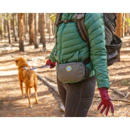 Symbiosis Gear The Huckleberry Hipbelt Pocket als Bauchtasche im Einsatz