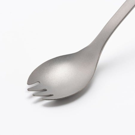 Snow Peak RE Titanium Long Spork im Detail