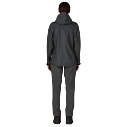 Patagonia Torrentshell 3L Rain Jacket Damen Black Rückseite mit Modell Gr. S 175 cm