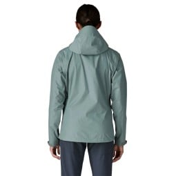 Patagonia Torrentshell 3L Rain Jacket Damen Regenjacke in der Farbe Blue Sage an Modell Gr. S bei 175cm Rückansicht