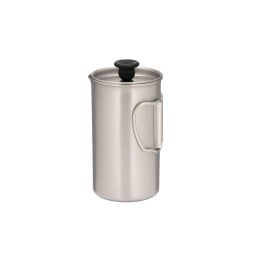 Snow Peak Titanium French Press mit eingeklappten Henkeln