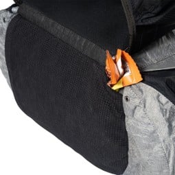 Hyperlite Mountain Gear Unbound 55 Rucksack Grey mit "Trashbag" unter dem Hauptfach