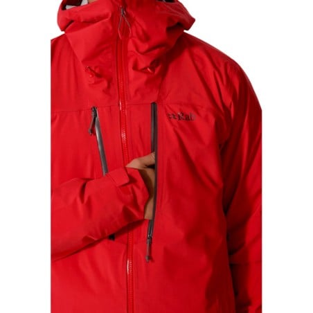 Rab Firewall Guide Regenjacke Fronttaschen im Detail.