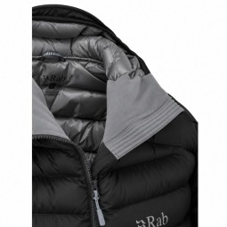Rab Cirrus Alpine Isolationsjacke Black mit Fleeceeinsatz zum Schutz des Kinns