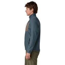 Patagonia R1 Air Jacket Summit Blue an Model in Gr. M bei 188cm im Profil.