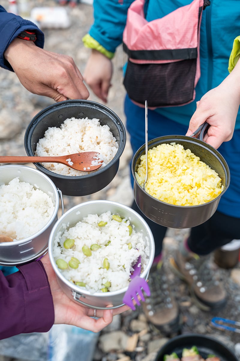 Reisgerichte sind beliebte Klassiker der Outdoorküche