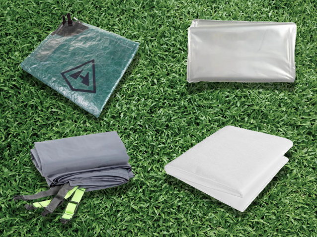 Verschiedene Footprints aus Tyvek, DCF, Polycro und Nylon