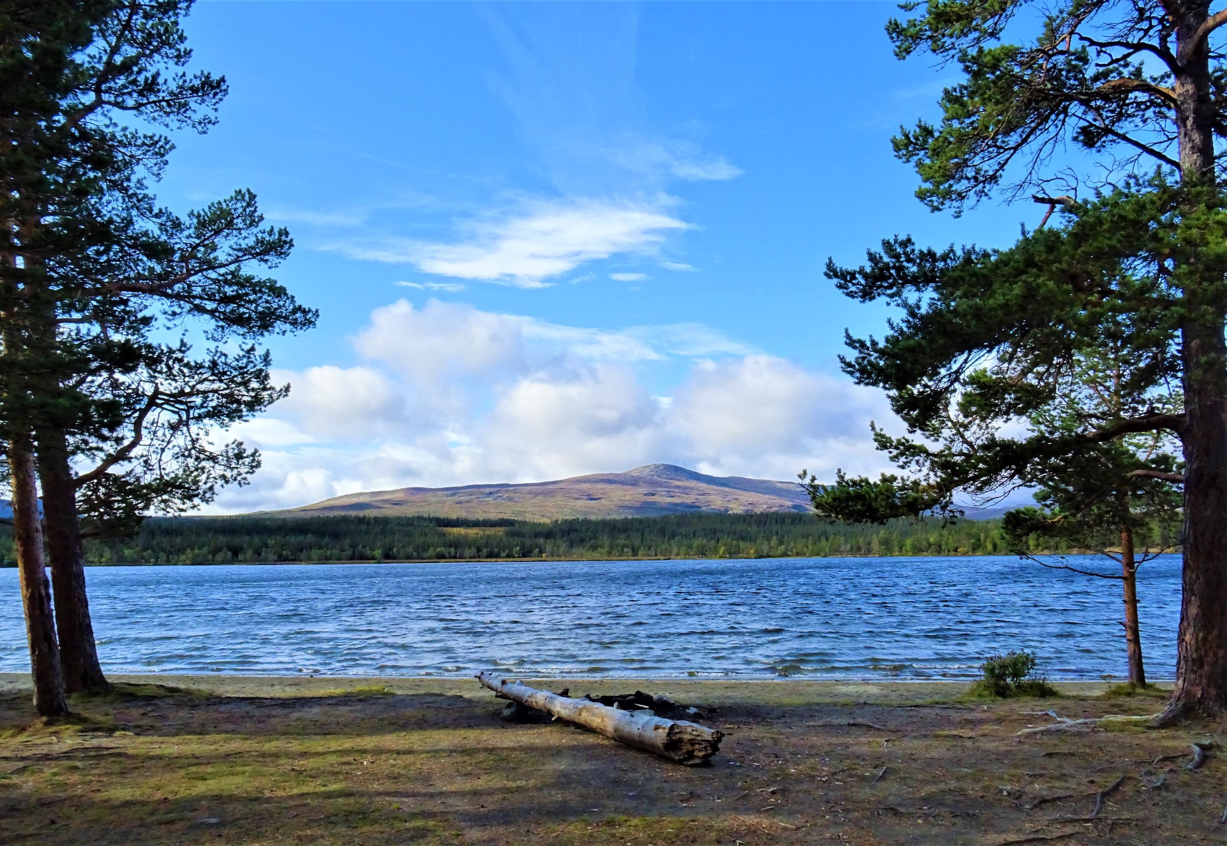 Malerischer See Nulltjärnarna