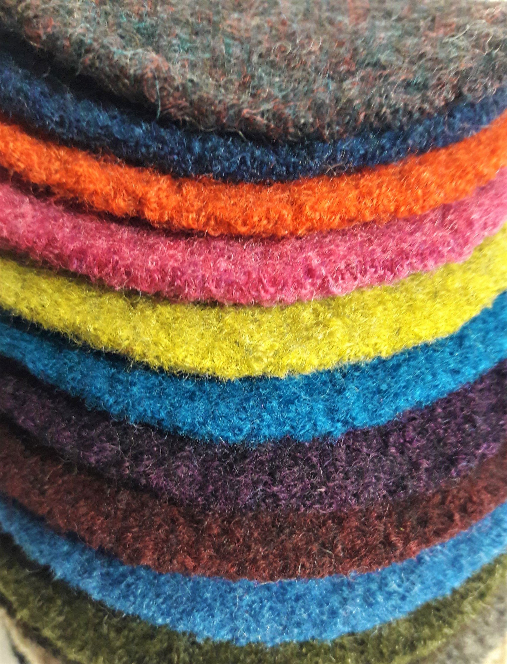 Wolle in verschiedenen Farben