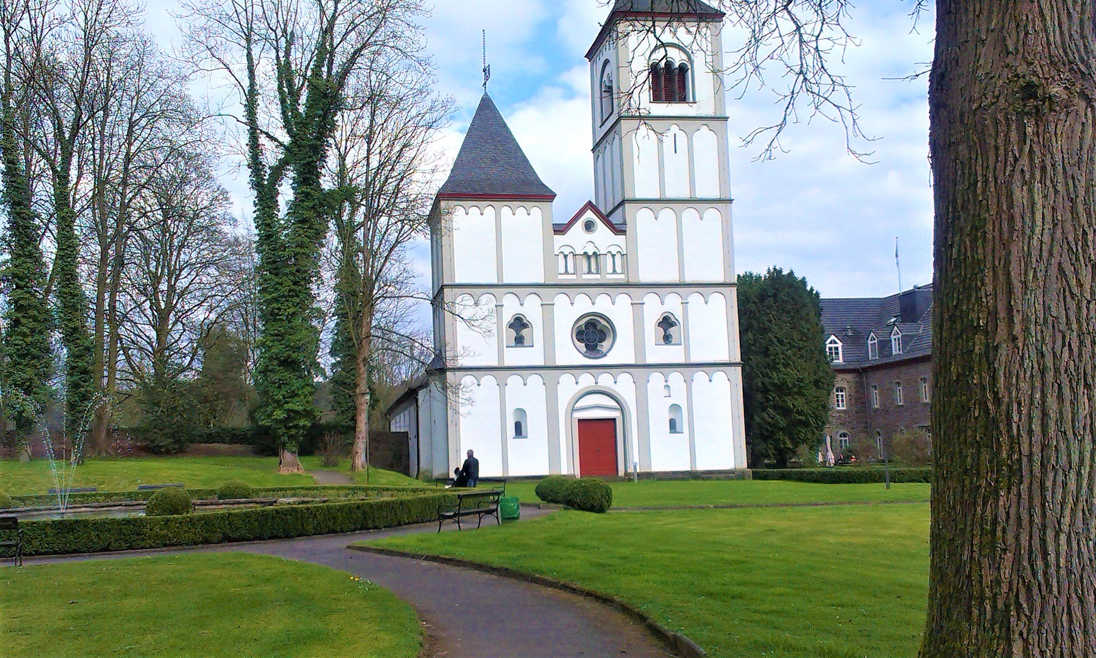 Schloss mit Klosteranlage Merten